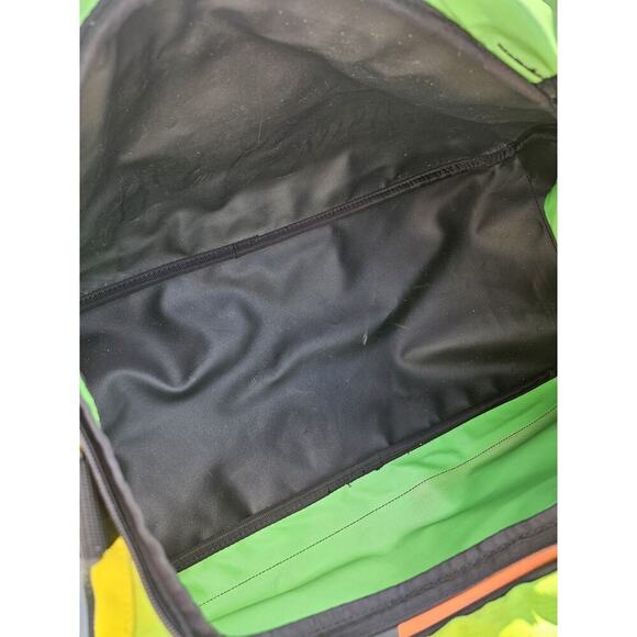 Arctic Cat Team Arctic Duffle Bag Racing Large Traveling Snowmobile - Picture 11 of 11